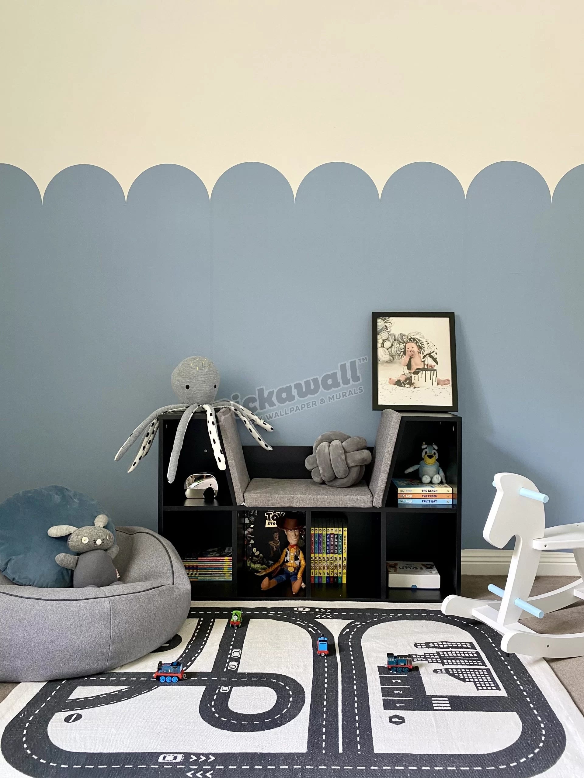 Scalloped Arches Border Set