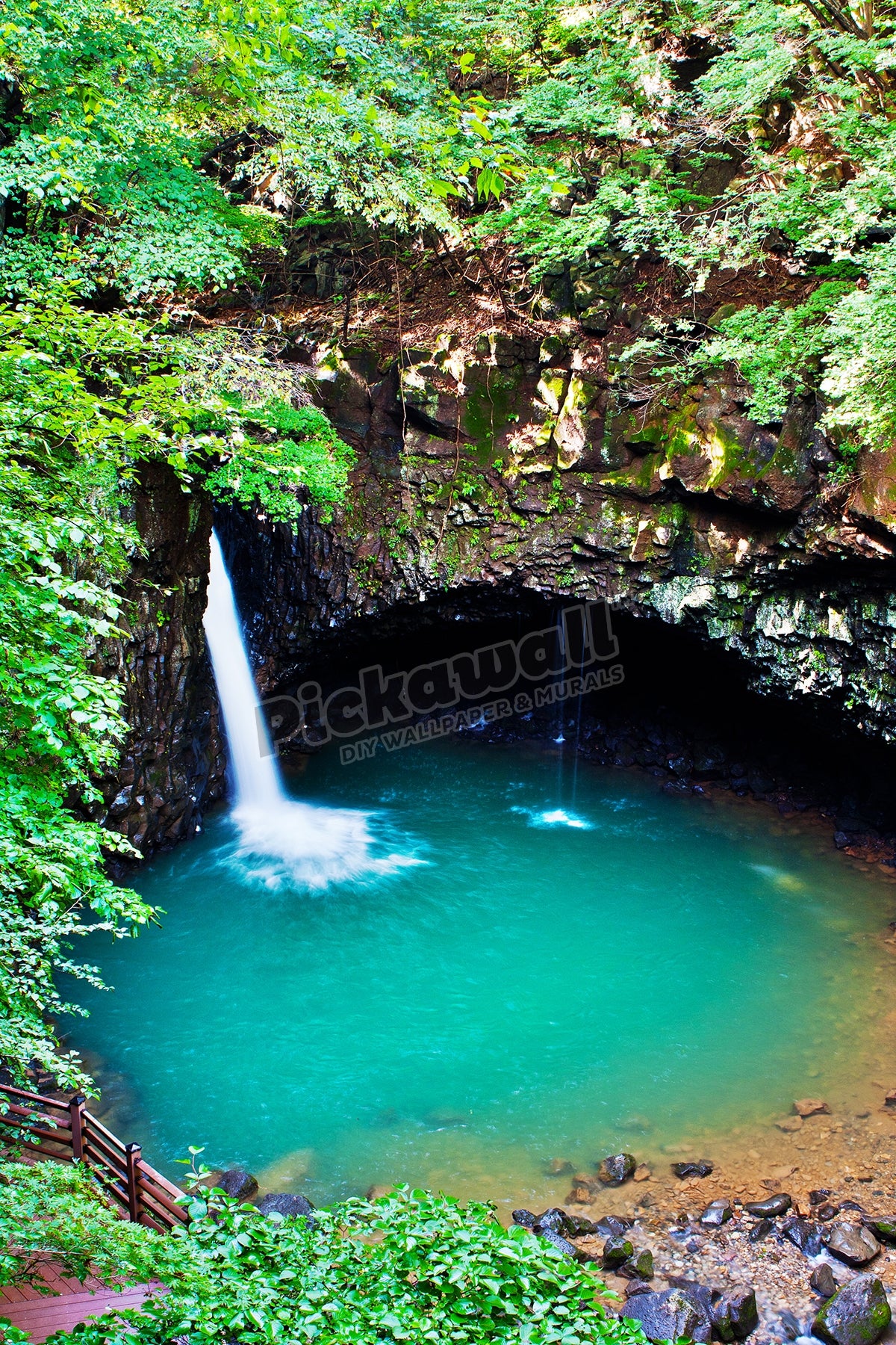The hidden waterfall