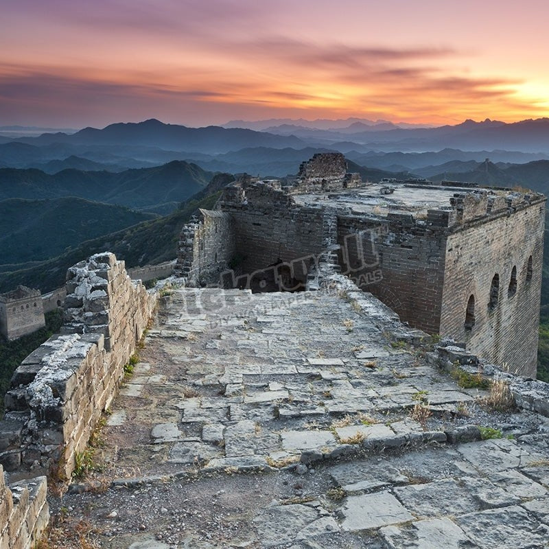 Great Wall of China at Dusk - Pickawall