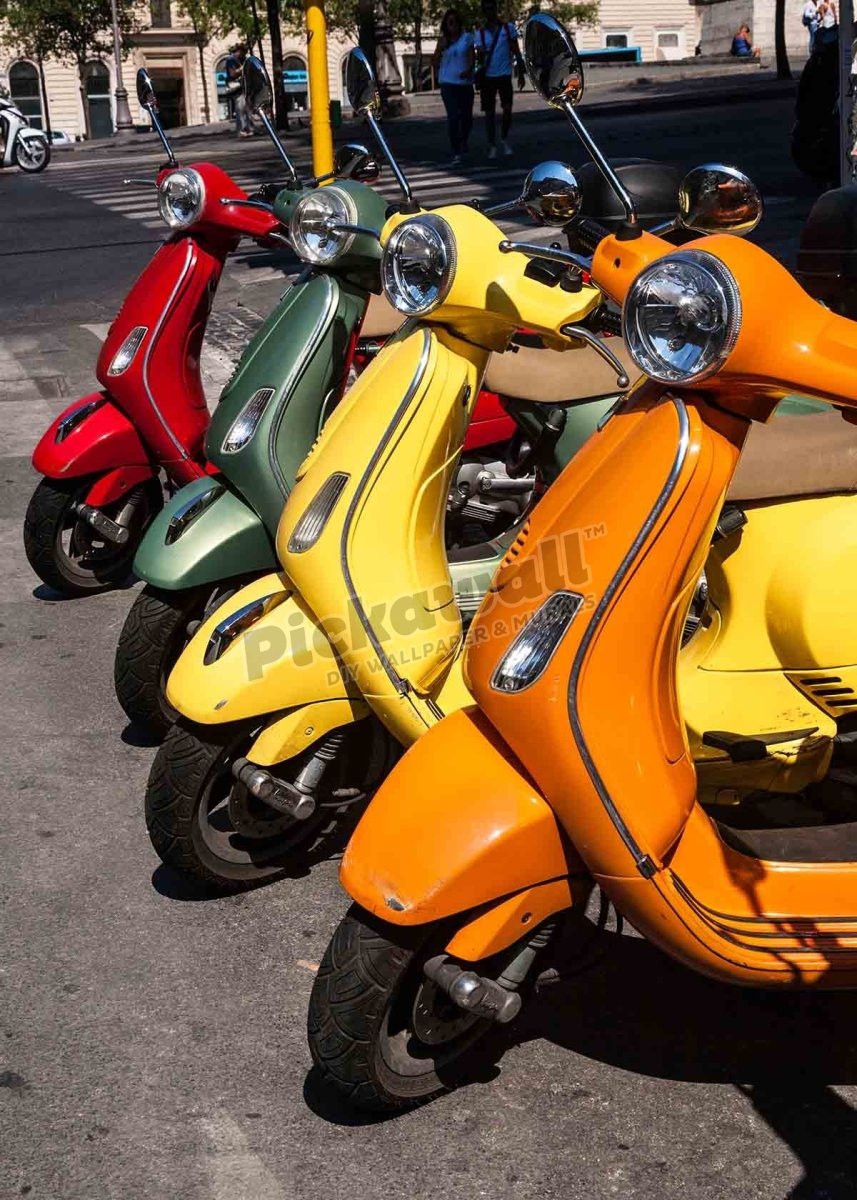 Italian Vespa scooters - Pickawall