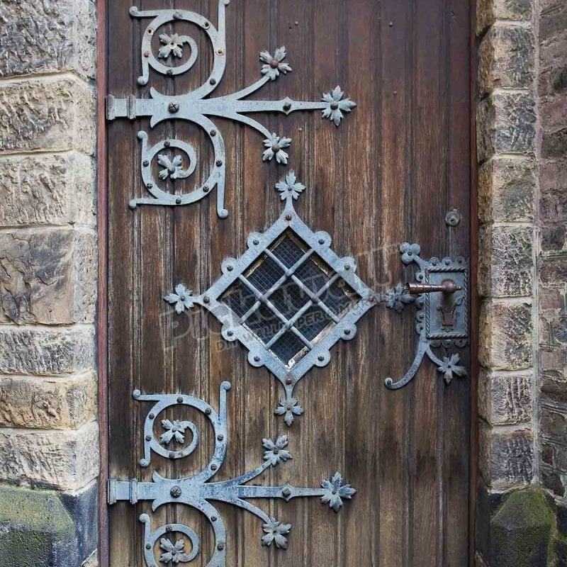 medieval door - Pickawall