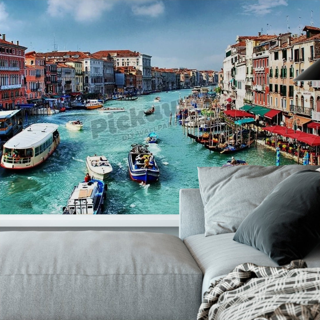 City of Venice is largest wetland in Italy wallpaper in a living room - Pickawall