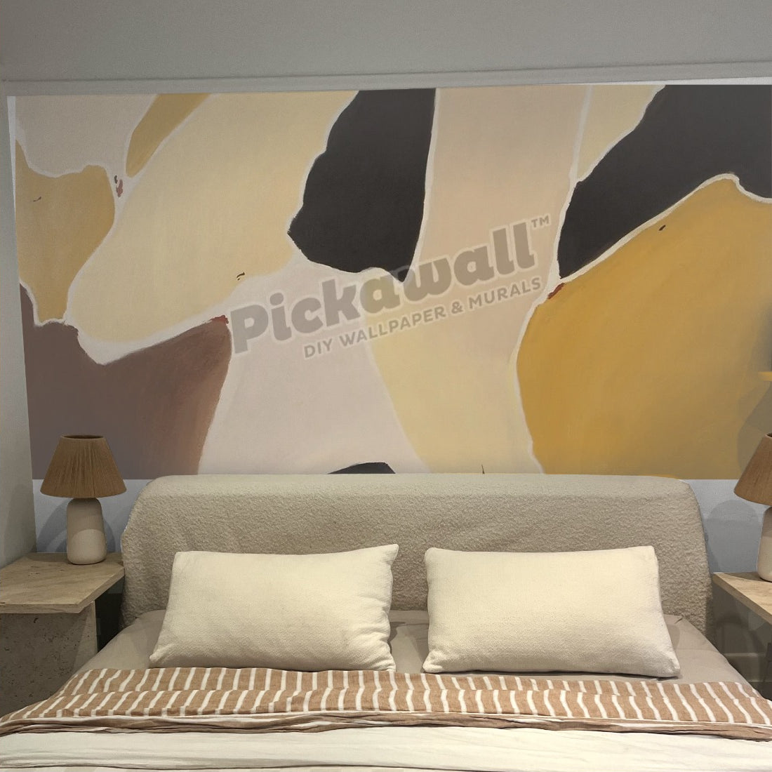 Tortoiseshell wallpaper in a bedroom - Pickawall