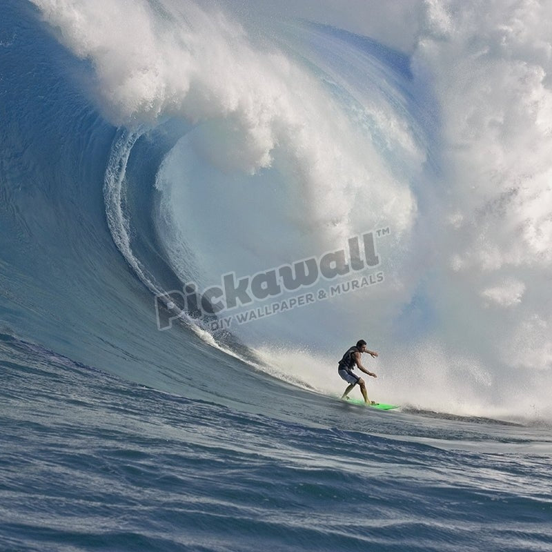 Sports - Surfer riding large wave - Pickawall