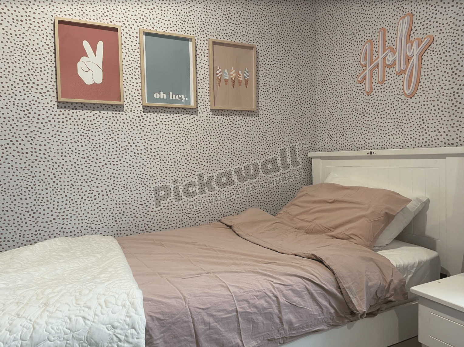 Dots - Pickawall