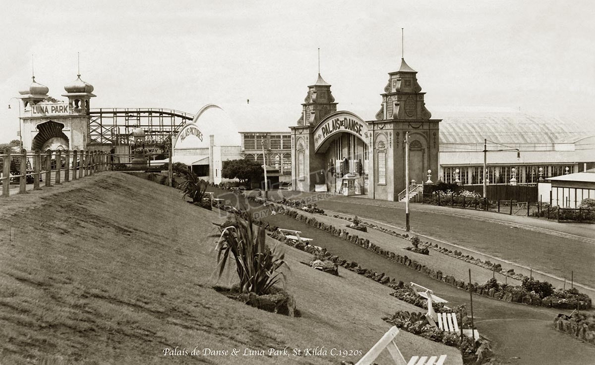Images of Yesteryear - Pickawall