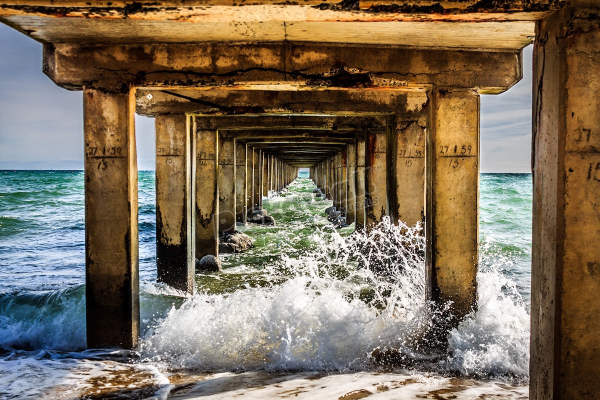 Waves of Dromana