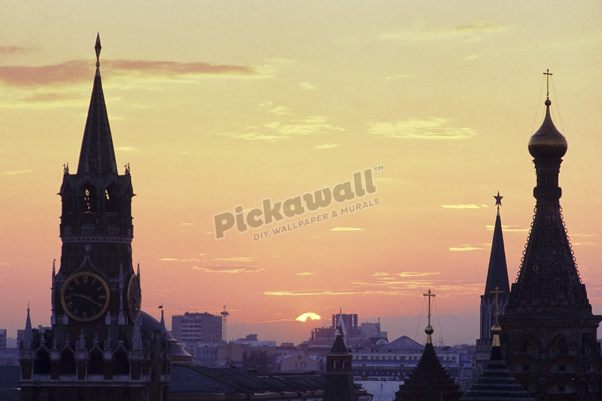 Moscow mocva spires silhouetted at sunset
