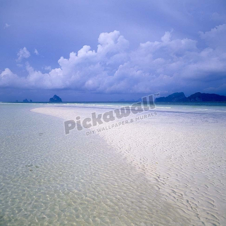 Approaching Thunderstorm - Pickawall