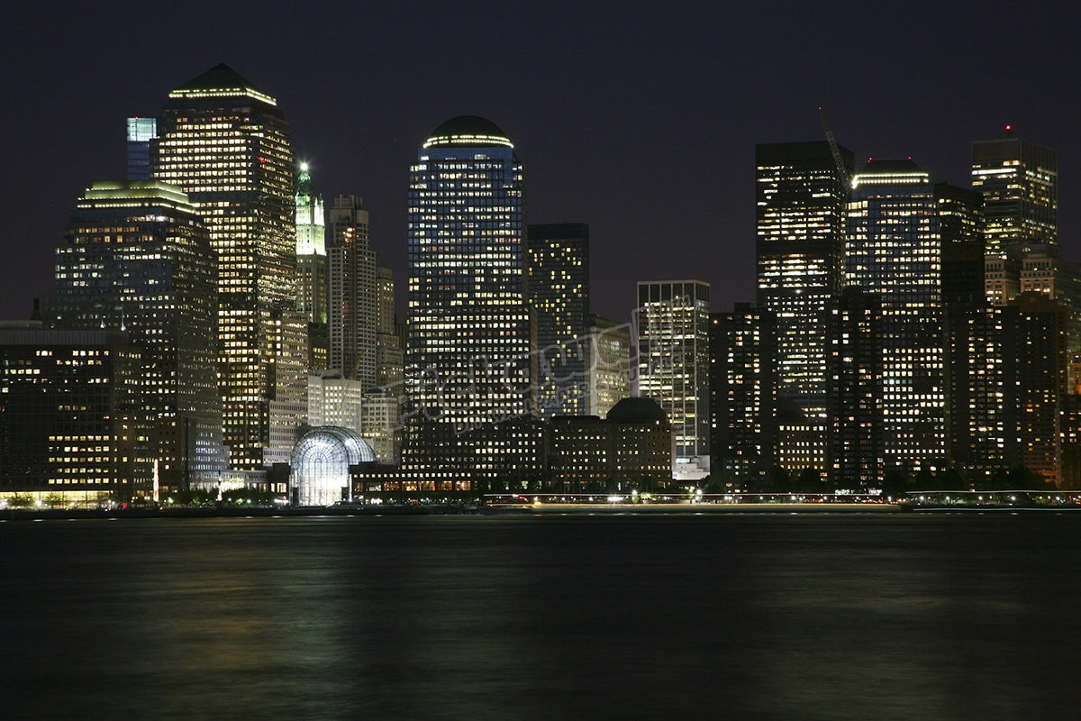 New York City, Manhattan, skyline at night