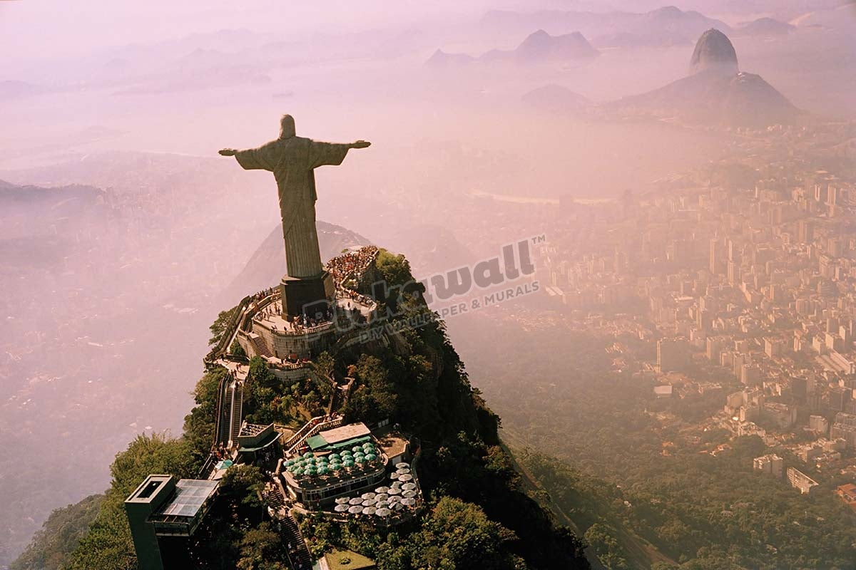 Brazil, Rio de Janeiro, Christ The Redeemer statue