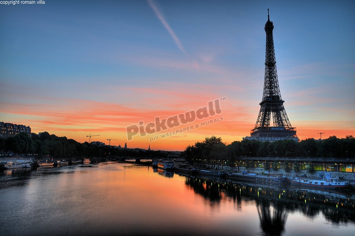 Eiffel tower at dusk - Pickawall