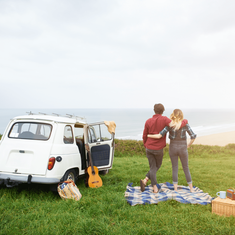 Hipster couple on a road trip - Pickawall