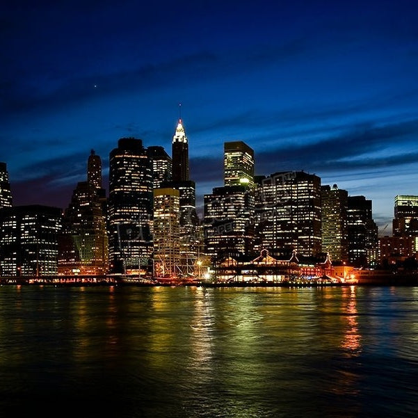 Lower Manhattan by night - Pickawall