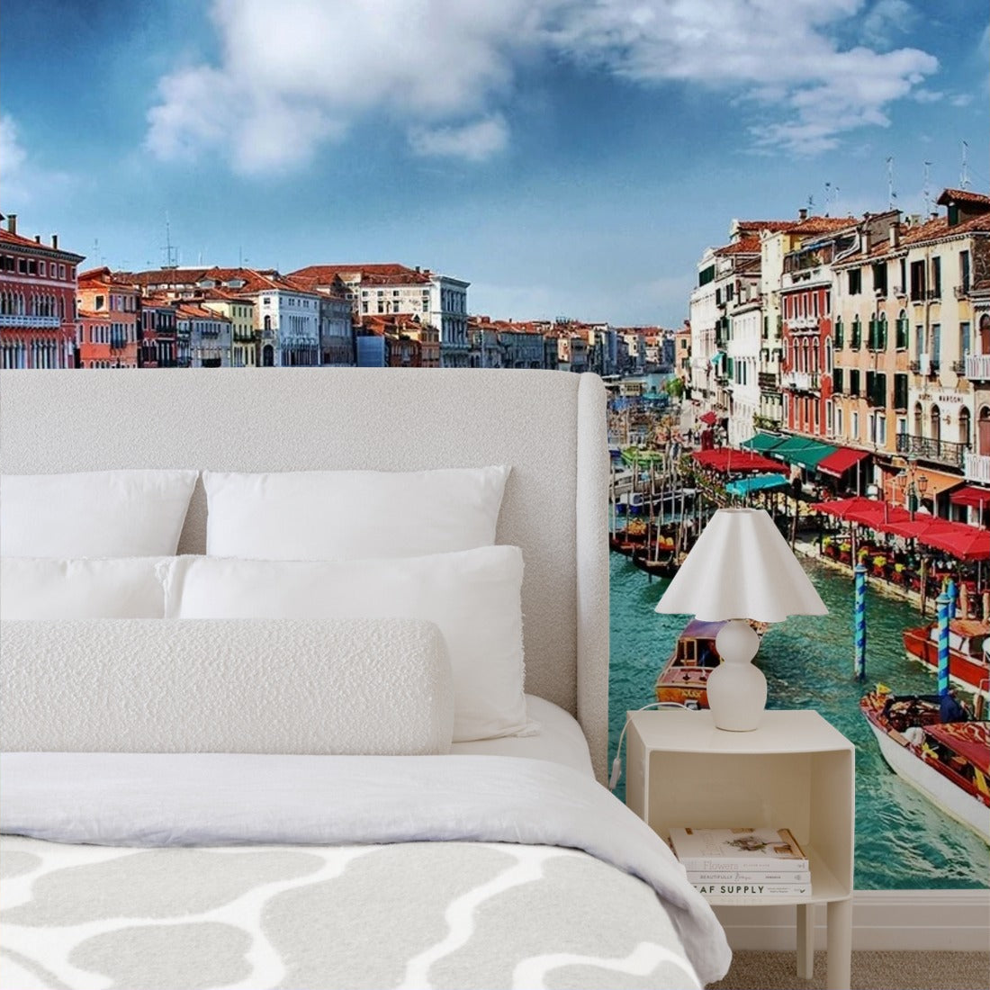 City of Venice is largest wetland in Italy wallpaper in a bedroom - Pickawall