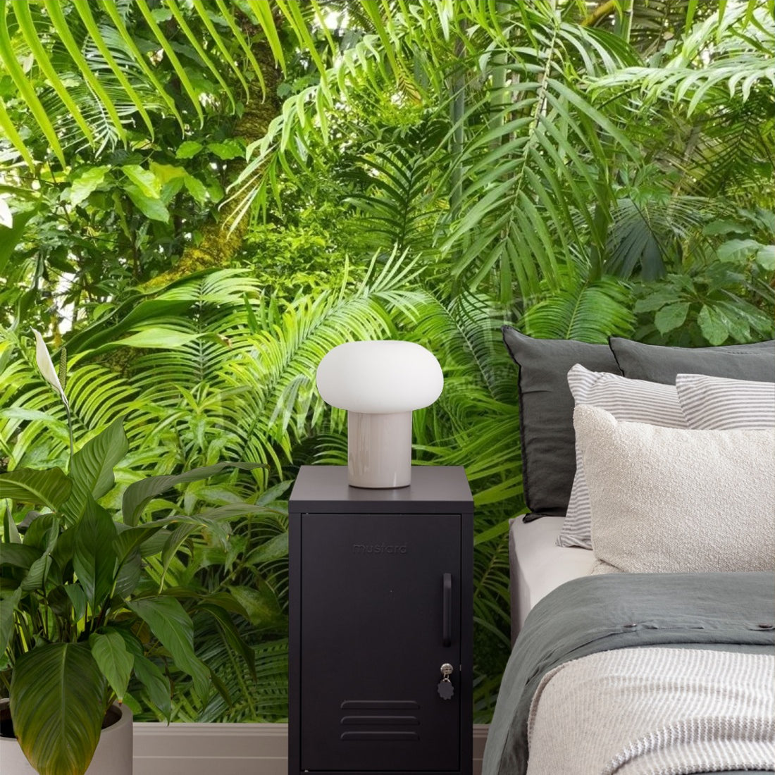 Amazon Rainforest wallpaper in a bedroom - Pickawall