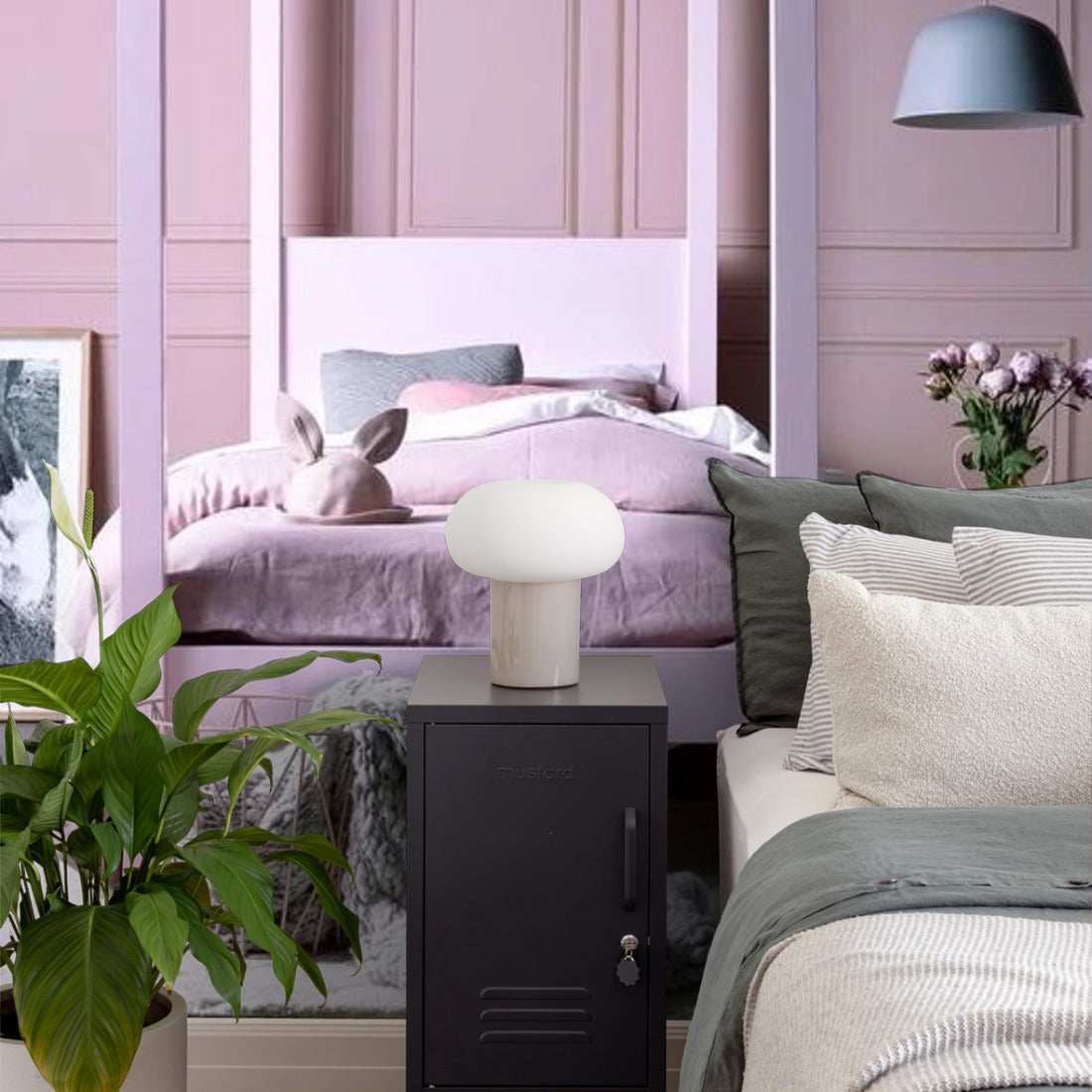 Pink Moulding Panels wallpaper in a bedroom - Pickawall