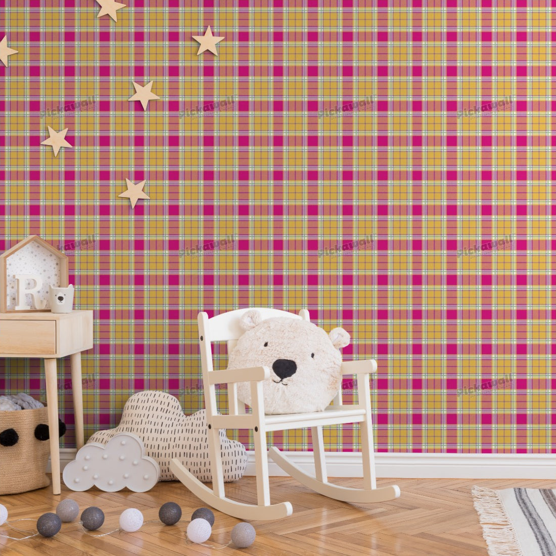 Checker pattern wallpaper in a nursery - Pickawall
