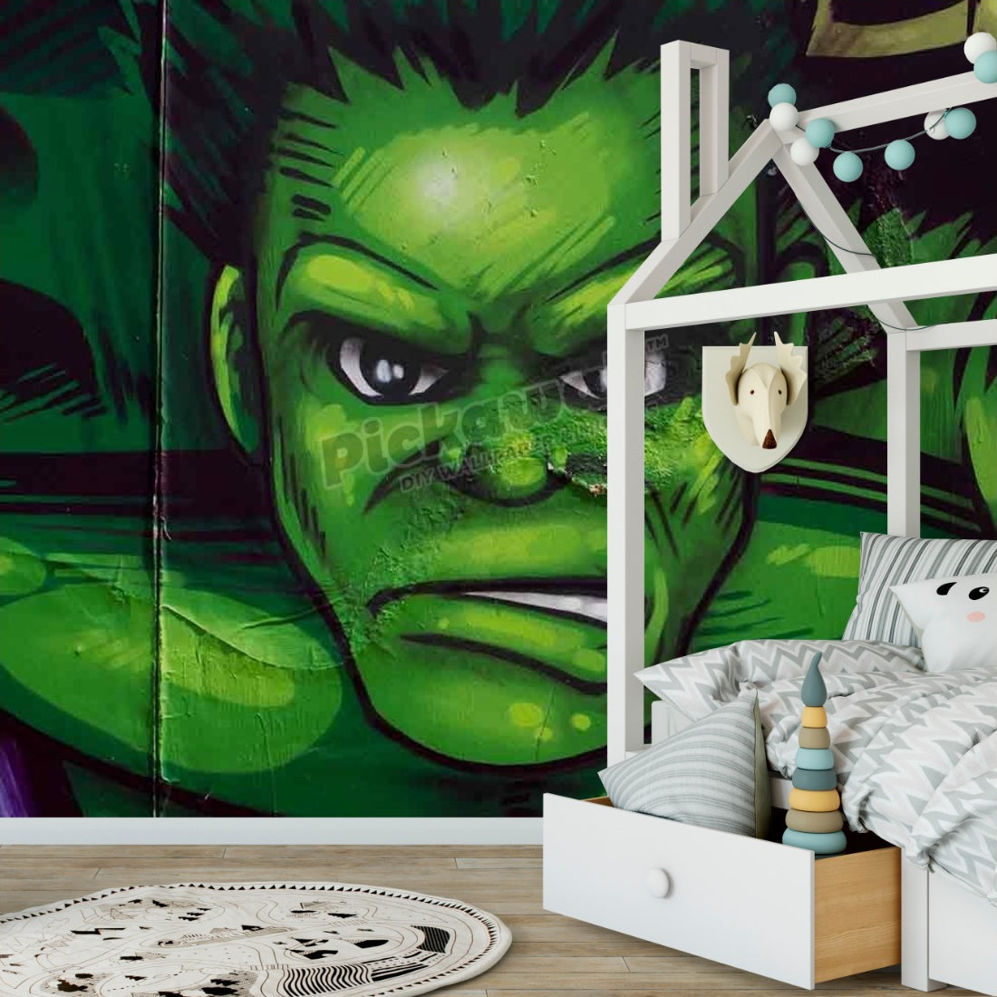 Hulk Graffiti wallpaper in a kids bedroom - Pickawall