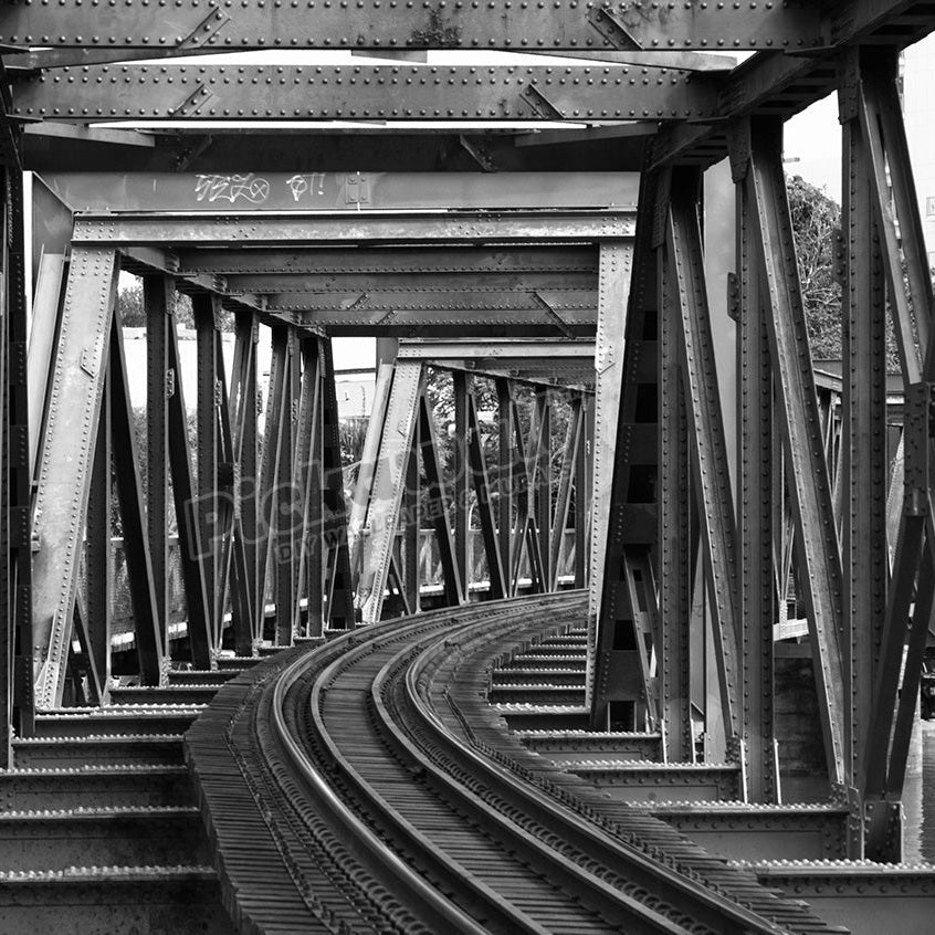Steel Girder Railway bridge - Pickawall