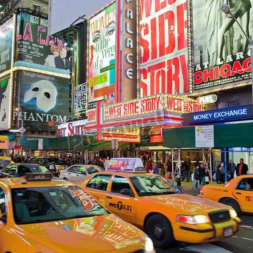 Times Square on Broadway - Pickawall