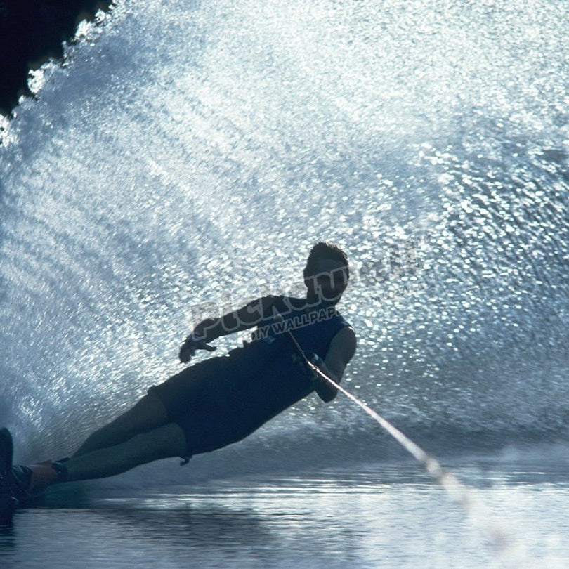 Water skier - Pickawall