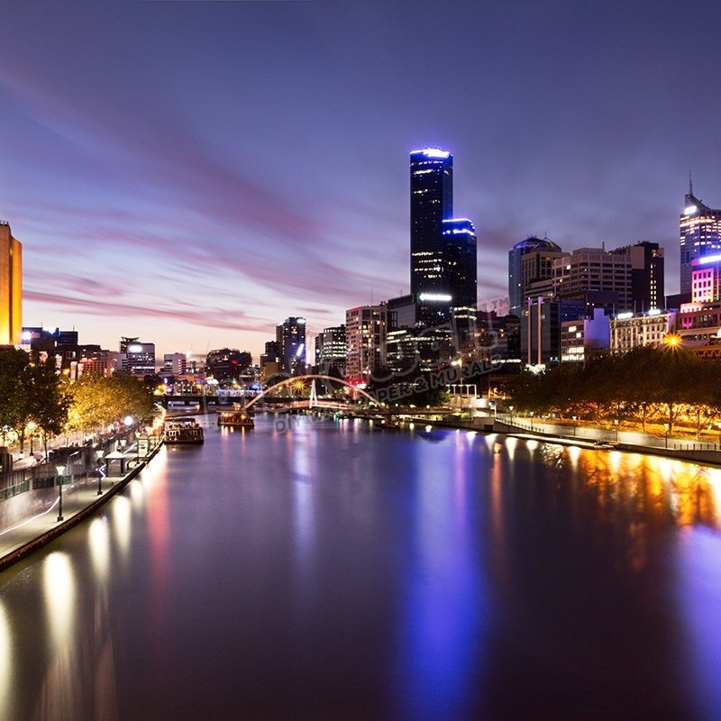 Yarra illuminated Melbourne - Pickawall
