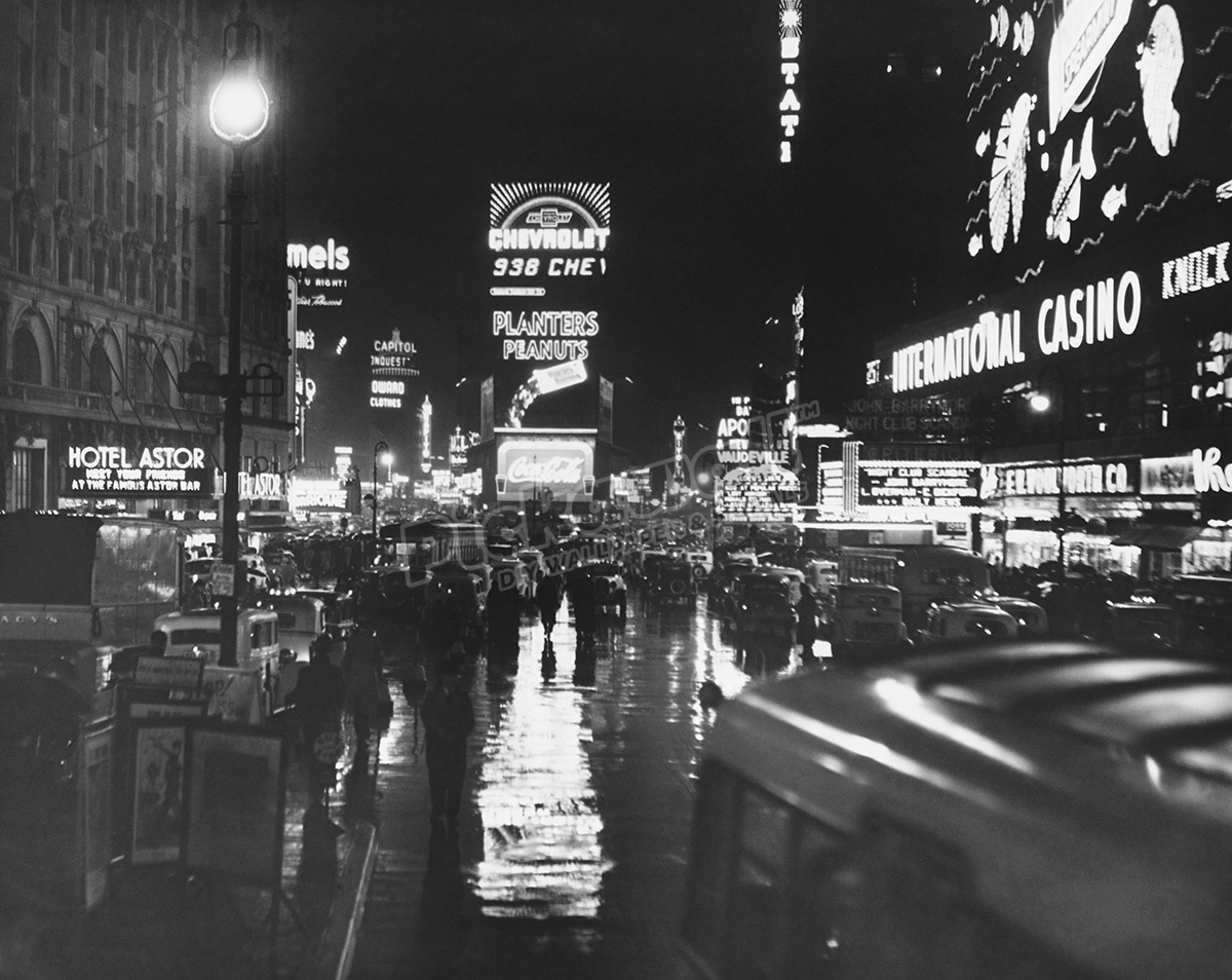 Street at night, Times Square, New York - Pickawall